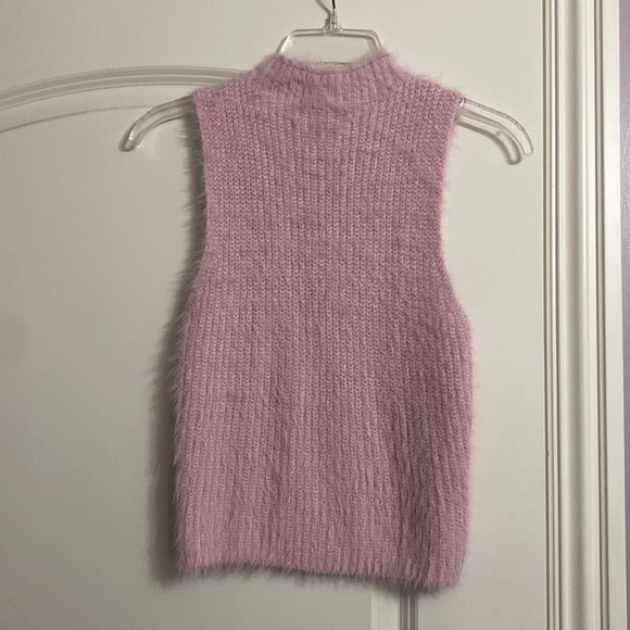 Zara Tops - Zara pink fur vest